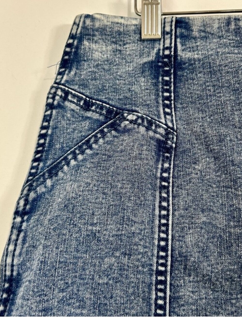 Women’s Mini Skirt Medium Blue Wash Size 14W NWT🧡 - Picture 2 of 4